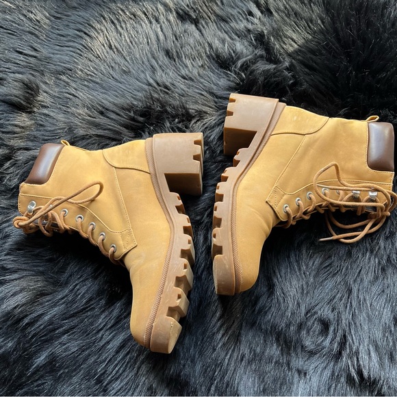 JustFab “Sebbe” Boots - Picture 4 of 8